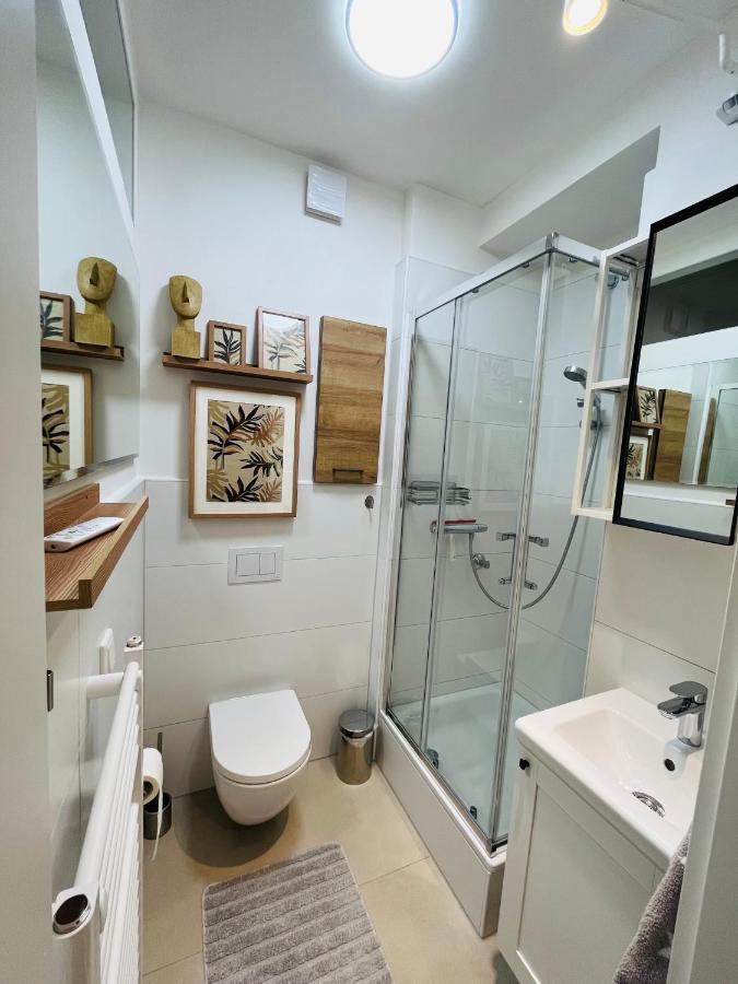 Modernes City-Apartment Mit Highspeed-Wlan & Top-Lage - Easy Stay וופרטל מראה חיצוני תמונה
